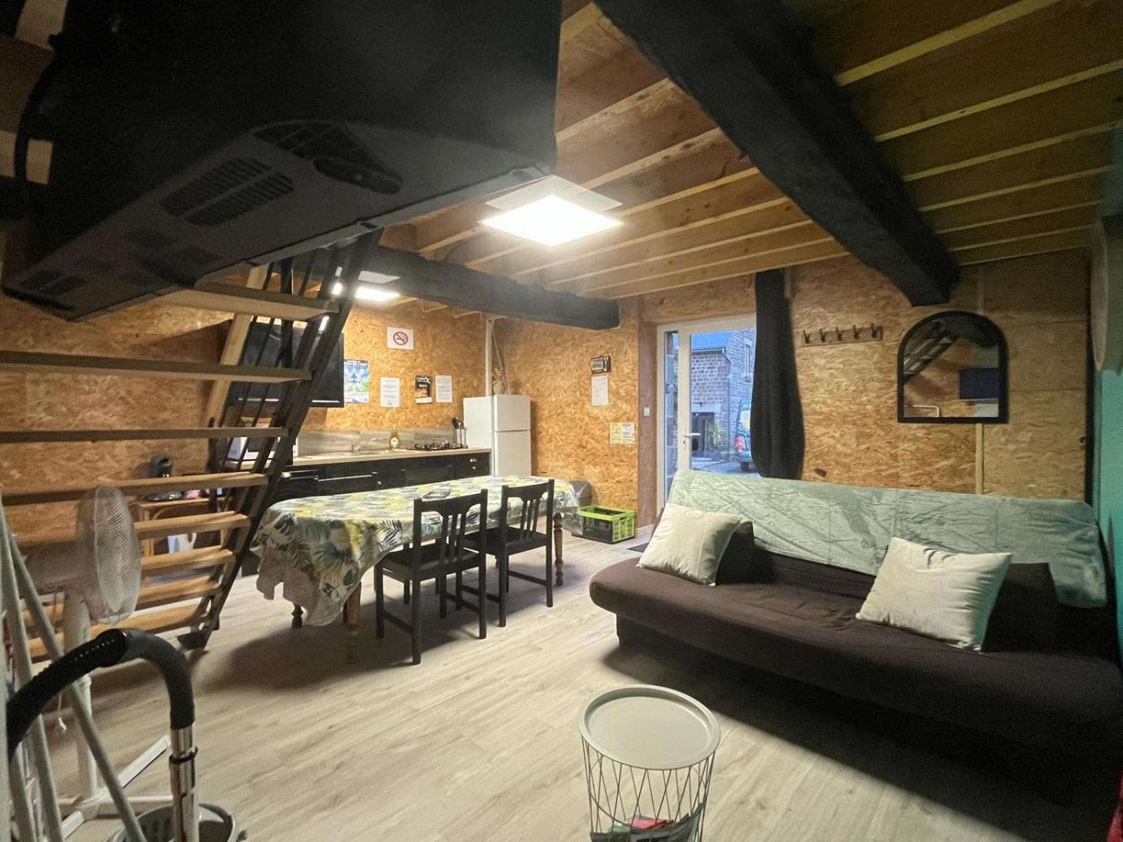 Gite "La Renaudaie" - Piscine Juvigny Les Vallees エクステリア 写真